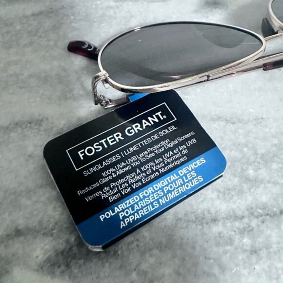 Foster Grant Silver Aviator Sunglasses - Picture 2 of 5